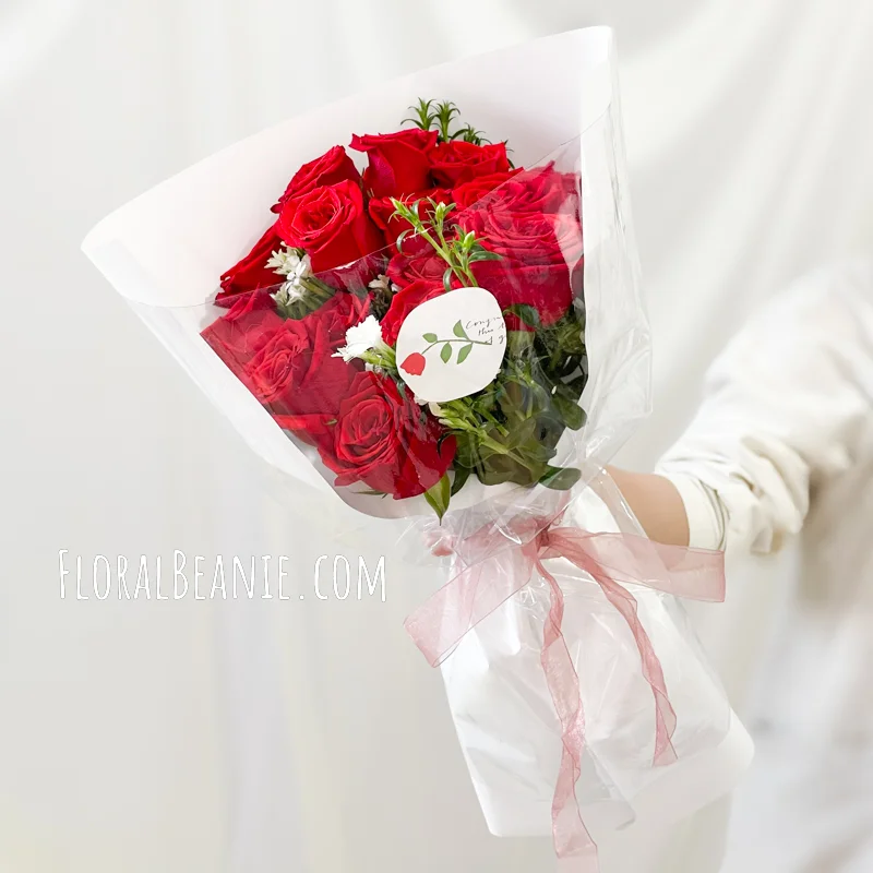 Romantic Red Rose And Greens Bouquet 2 红玫瑰与绿叶花束