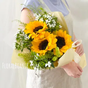 豪华向日葵与绿植花束